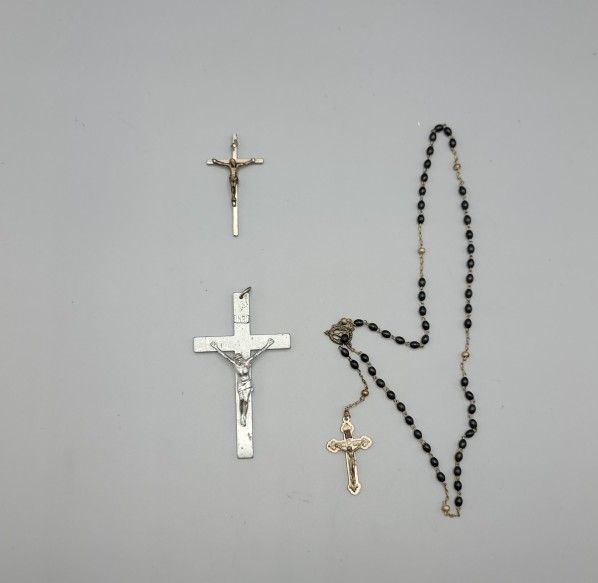 Vintage INRI Jesus Crucifix Cross Pendant, Rosary Beads And Crucifix
