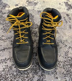 Work Boots DeWalt size 9 SafetyToe