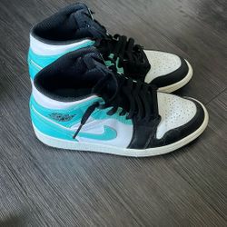 Jordan 1 Tropical twist igloo