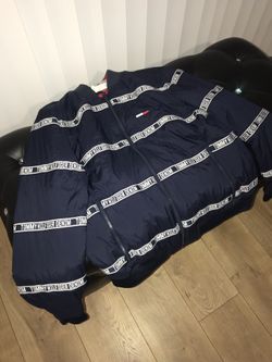 New with tags men’s Tommy Hilfiger jacket