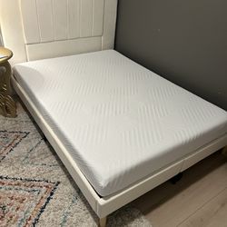 Full Size Bed Set (mattress Included) 
