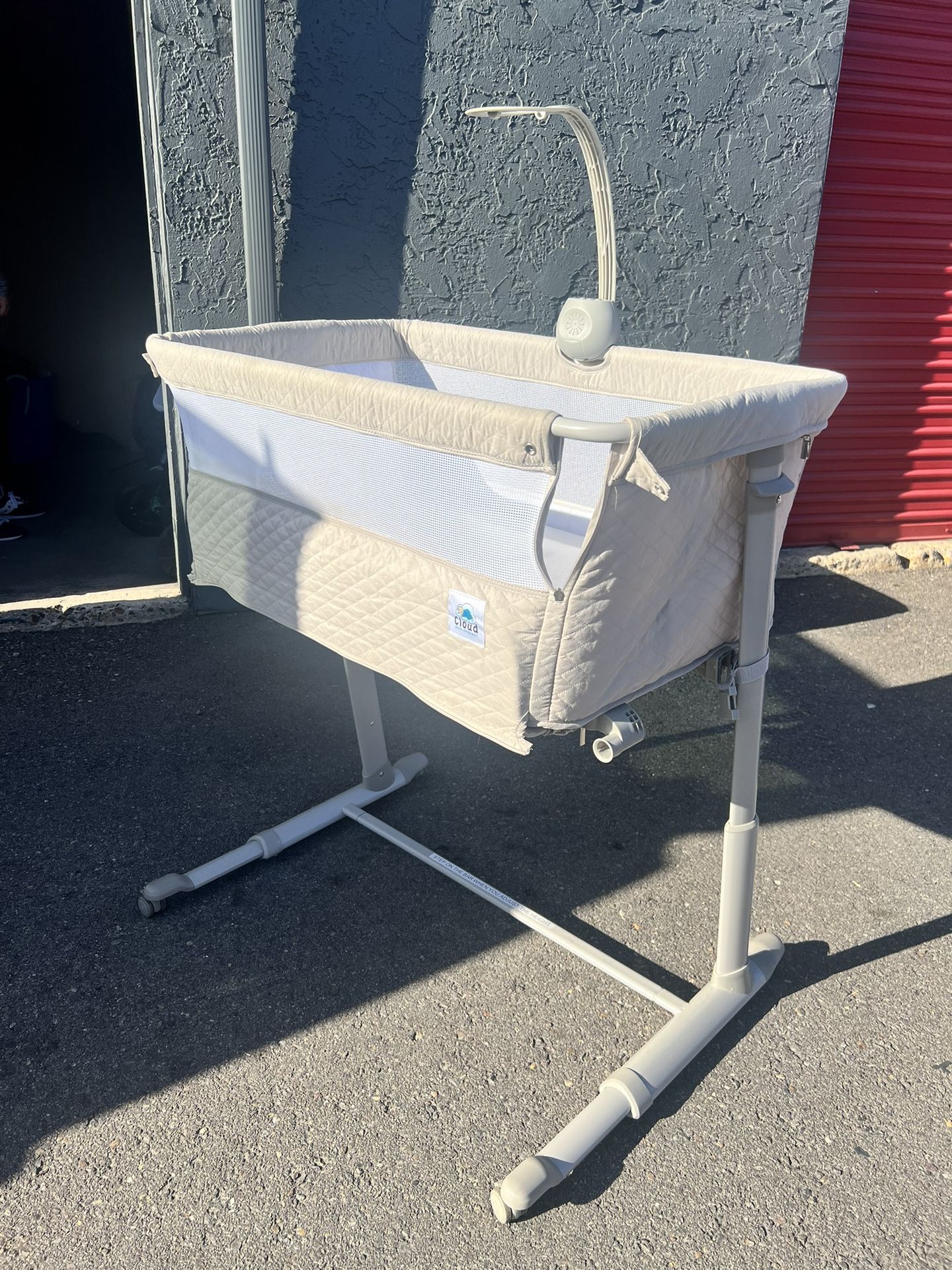 Bassinet-Cloud Baby Bassinet 