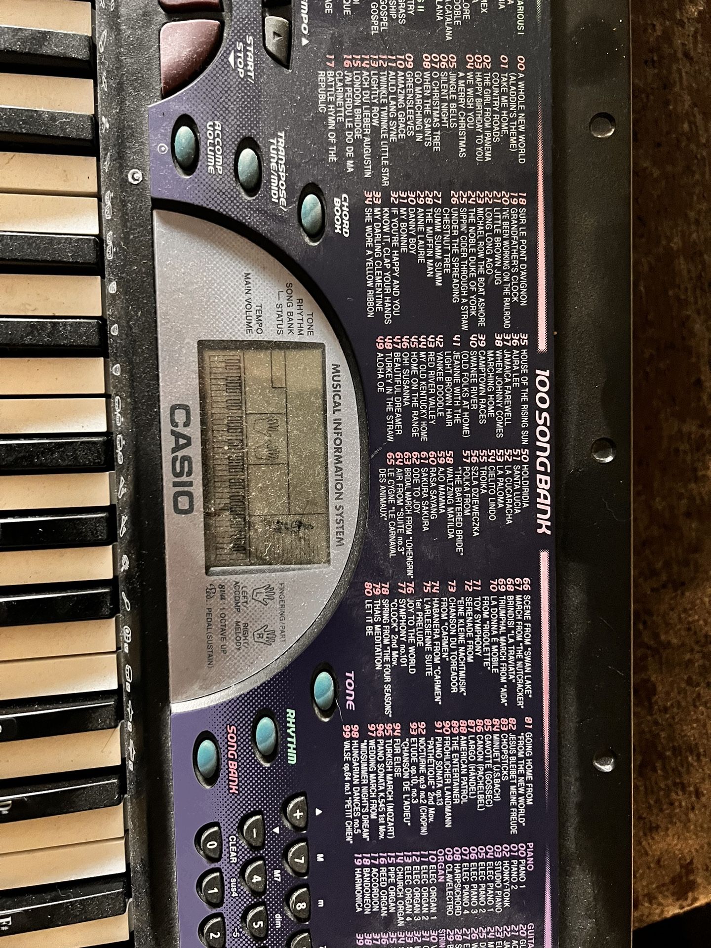 Casio key board, good condition