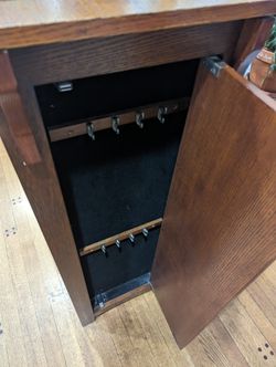 Powell 255 gray mission on sale oak jewelry armoire