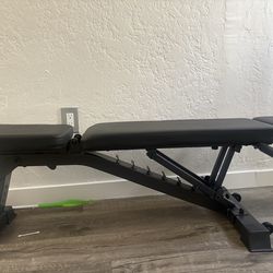 Adjustable Weight Bench