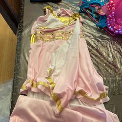 Custome