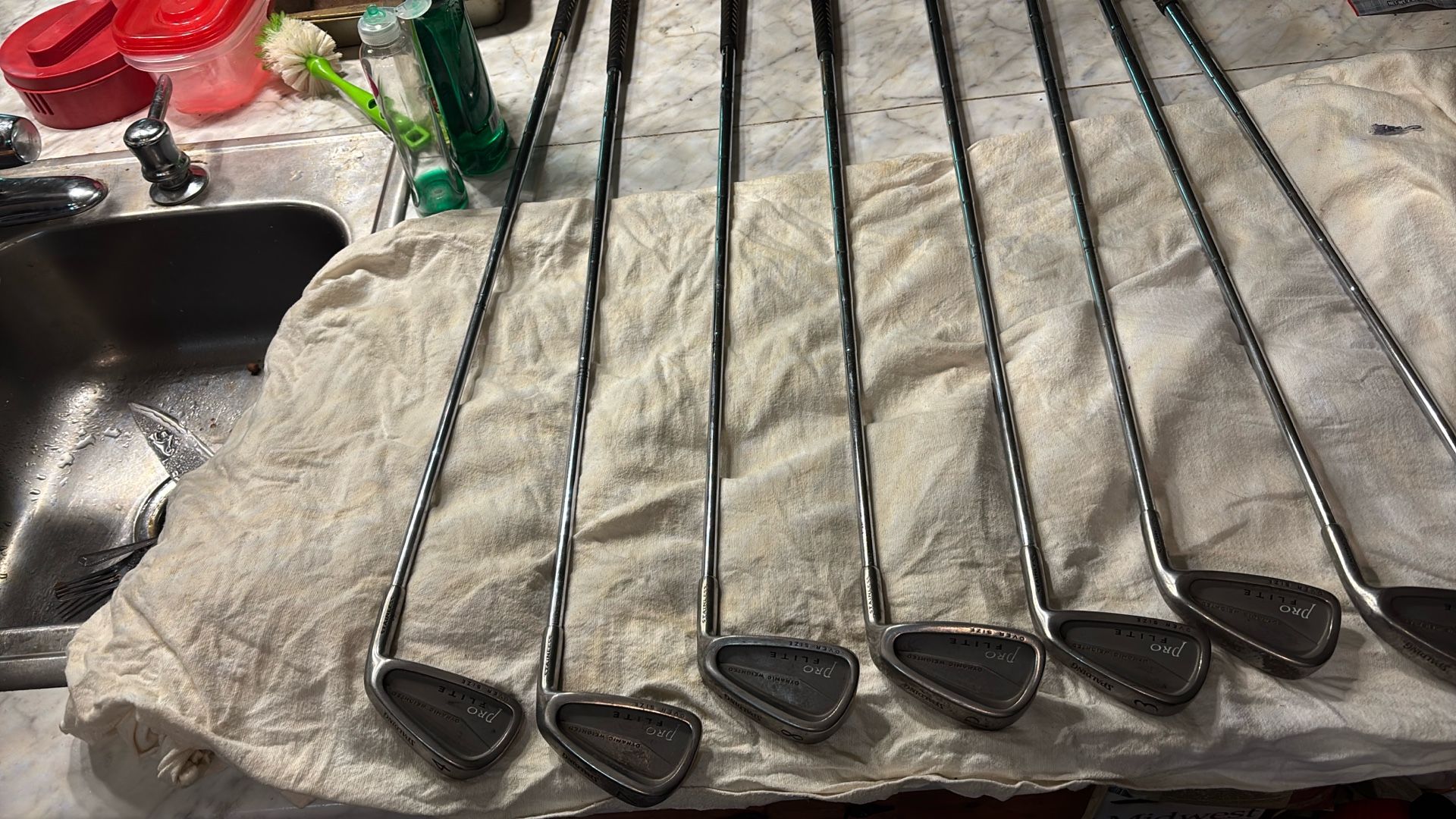 Used Spalding Clubs. 11 Piece Set 