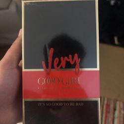 Very Good Girl Carolina Herrera 