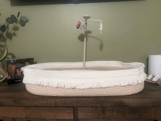 Baby changing bassinet