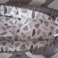 Organic Baby Bed (NEVER Used) & Other items 4 Sale