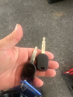 Chipped ford car key cut and programmed