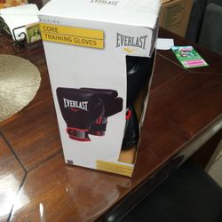 Training Gloves Everlast New