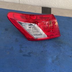 Left Driver Side Tail Light For 07-09 Lexus ES350