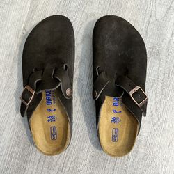 BRAND NEW Women's Boston Suede Soft Footbed Clogs Size 36