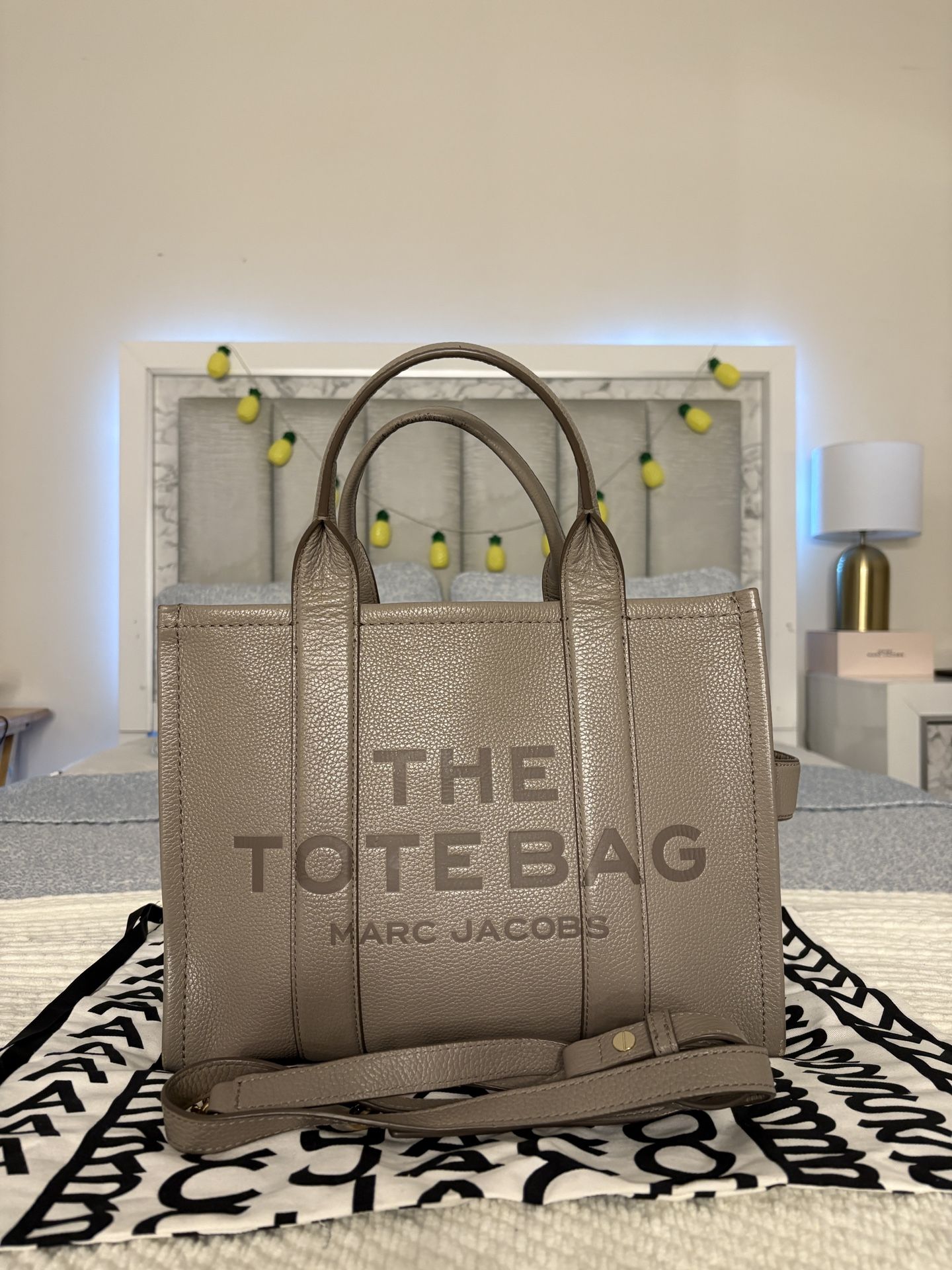 Authentic Marc Jacobs Medium Leather Tote Bag in the beautiful and versatile Cement color.