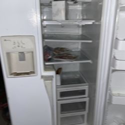 PLEASE  READ !!!Refrigerator Just Stopped Getting Cold 