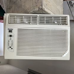 Window AC Unit 