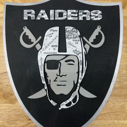 Raider sign
