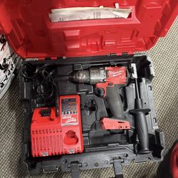 Milwaukee Fuel Drill Hammer