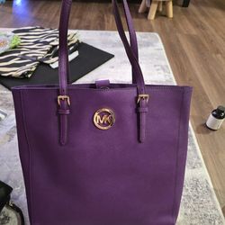 New Michael Kors tote purple