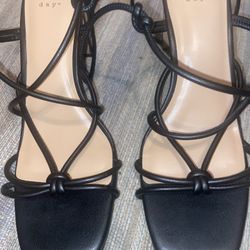 NEW Black Lace Up Leg Size 8 Heels