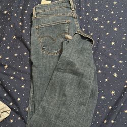 Levi Jeans 28 r