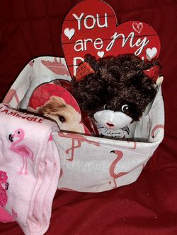 Very loved Gift Basket Valentine’s Day Gifts