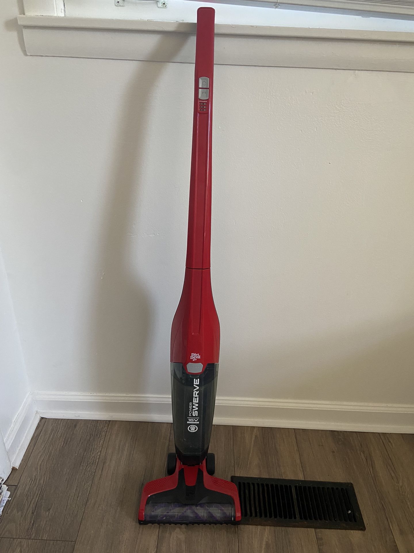 Pre Used Dirt Devil Power Swerve 16V Pet Cordless Stick Vacuum BD22052V
