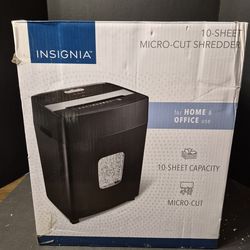 Insignia 10-sheet micro-cut shredder
