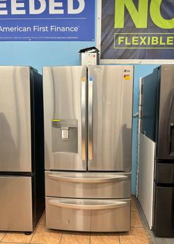LG 29 Cu Ft. French Door Refrigerator With Slim Design Water Dispenser