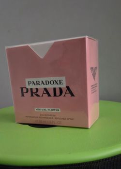 Prada Paradoxe Virtual Flower