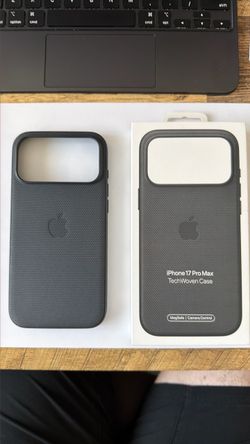 Apple iPhone 17 Pro Max TechWoven Case — Black