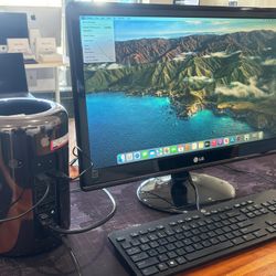 Apple Mac PRO 2.7Ghz 12-Core Xeon E5 32GB 512GB FirePro D700 12GB VRAM Music production//Video Editing