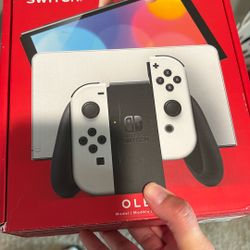 Nintendo Switch OLED