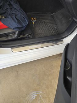 Vendo Door Sill Plates Toyota Camry 