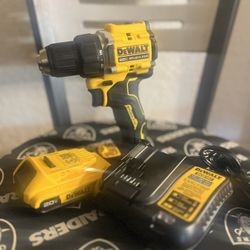 !!!!!!!Brand New Dewalt Drill !!!!!!!!