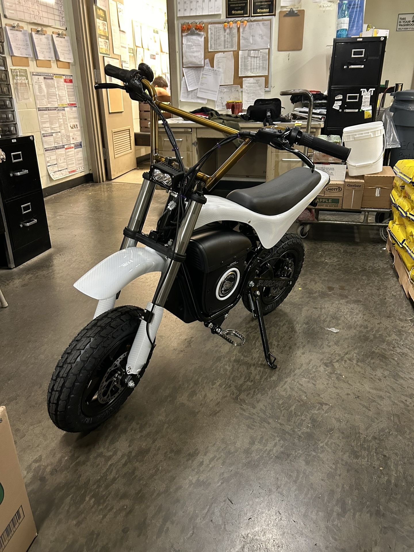 Burromax Tt1600r