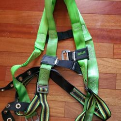 Miller DuraFlex Python™ Harness