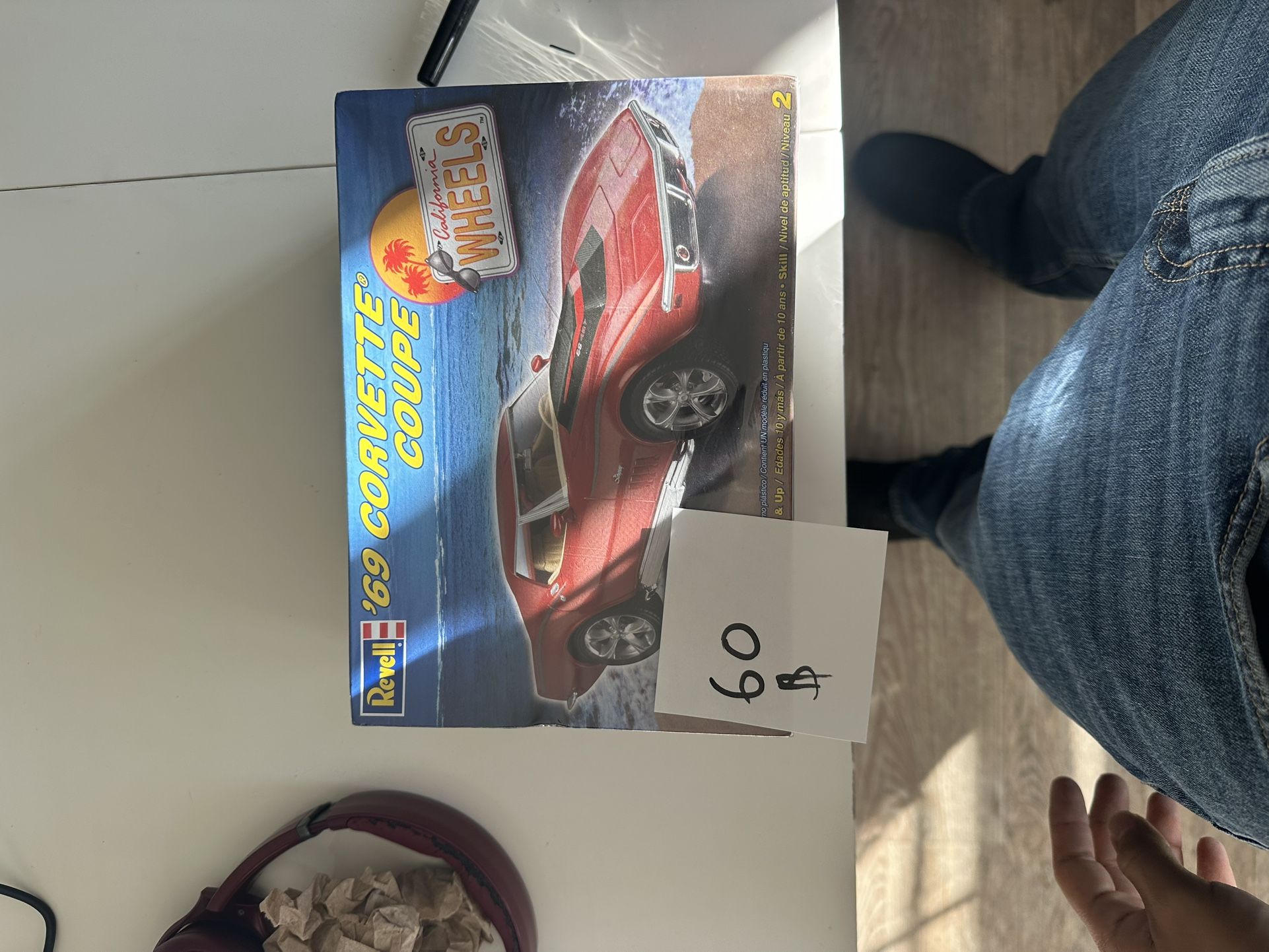 Revell 1/25 '69 Corvette Coupe model kit.