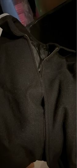 Men’s short wool jacket with pockets and one zipper size large