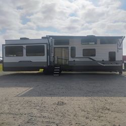 2026 Coachmen Catalina Destination Series 43 CONDO