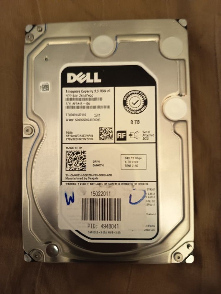 Dell Hard Drive | 3.5" HDD v5 | 8TB | SAS 12Gbps | 7.2k RPM | ST8000NM0185