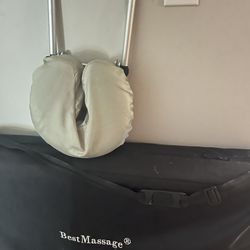 Massage table 