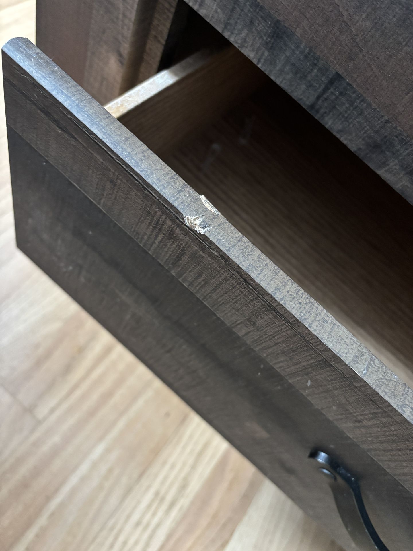 6/8 Drawer Dresser With Mirror