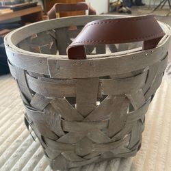 Cute Cottagecore Natural Fiber Woven Basket Decoration With Handles