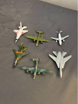 6 Diecast Toy planes
