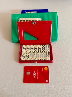 5 Vintage-DOMINOES- 4 Mini’s - 1 regular size- Details⬇️⬇️⬇️