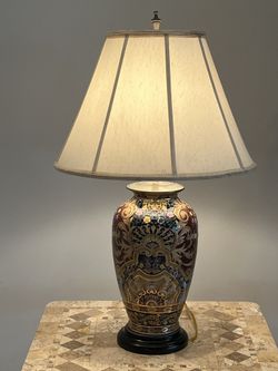 Vintage Chinoiserie Porcelain Table Lamp Chinese, Asian Ginger Jar Style Gold Trim 30” Tall
