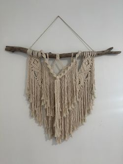 Hanging macrame