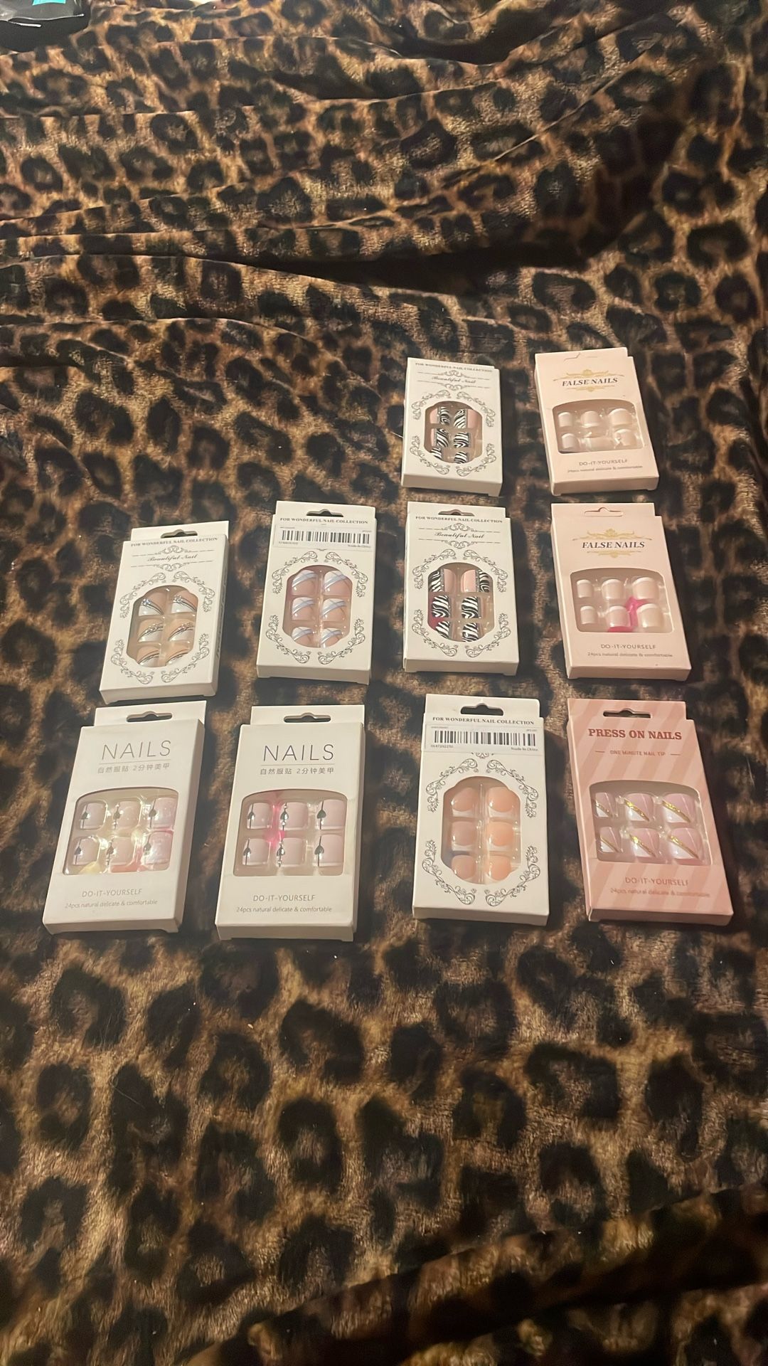 Press On Toe Nail Kits